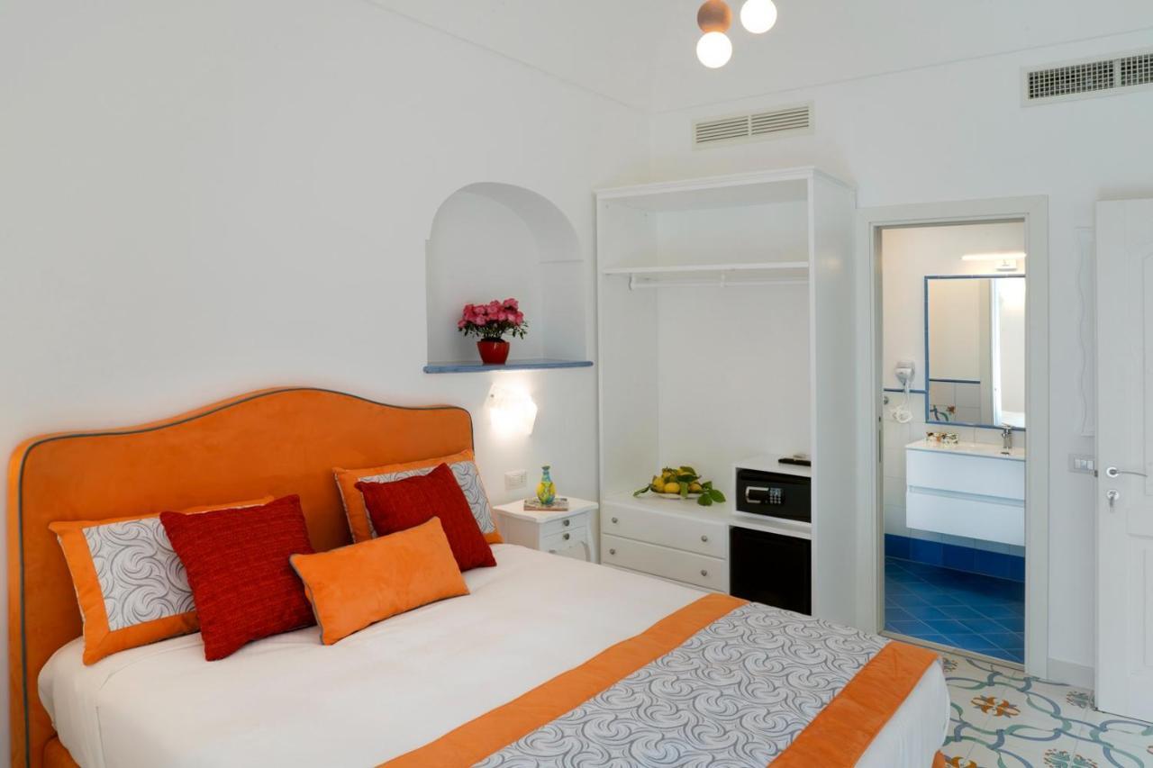Suites In The Amalfi Coast - Guesthouse With Terrace Near Amalfi - Breathtaking View Of Ravello Scala Luaran gambar
