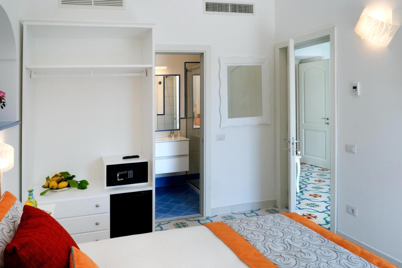 Suites In The Amalfi Coast - Guesthouse With Terrace Near Amalfi - Breathtaking View Of Ravello Scala Luaran gambar