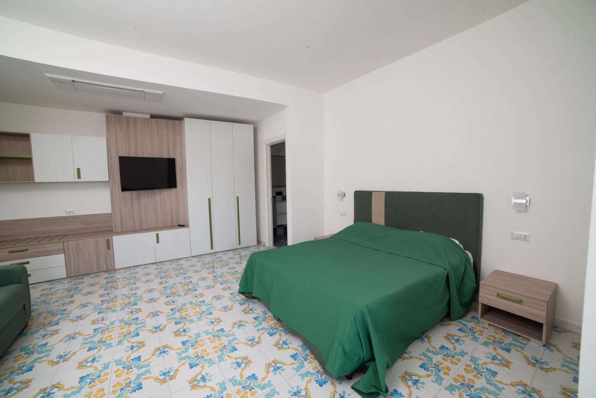 Suites In The Amalfi Coast - Guesthouse With Terrace Near Amalfi - Breathtaking View Of Ravello Scala Luaran gambar