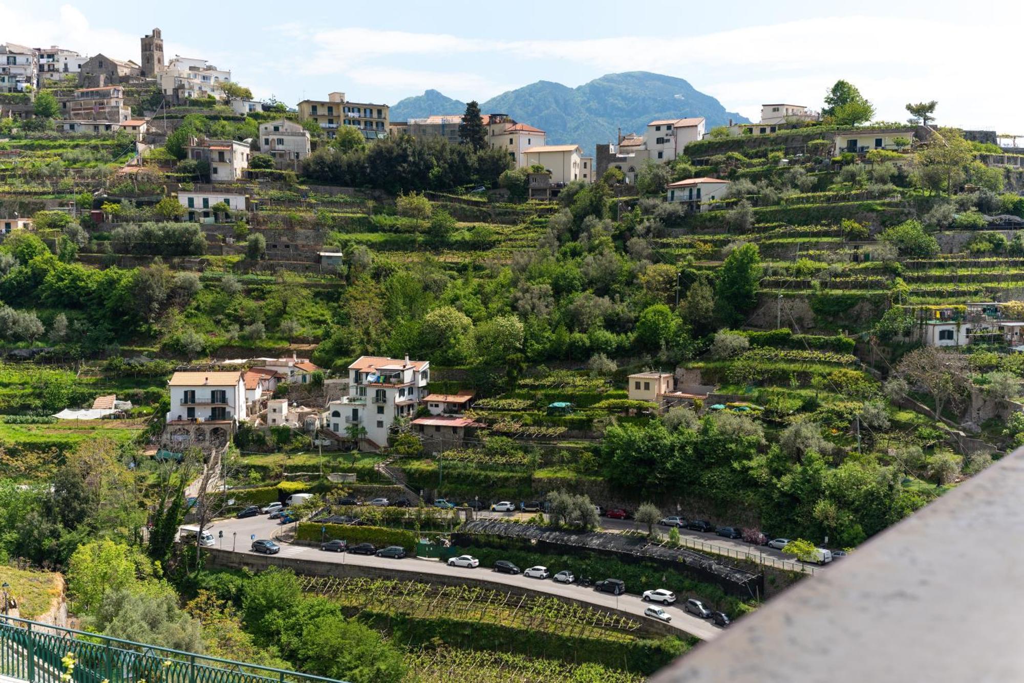 Suites In The Amalfi Coast - Guesthouse With Terrace Near Amalfi - Breathtaking View Of Ravello Scala Luaran gambar