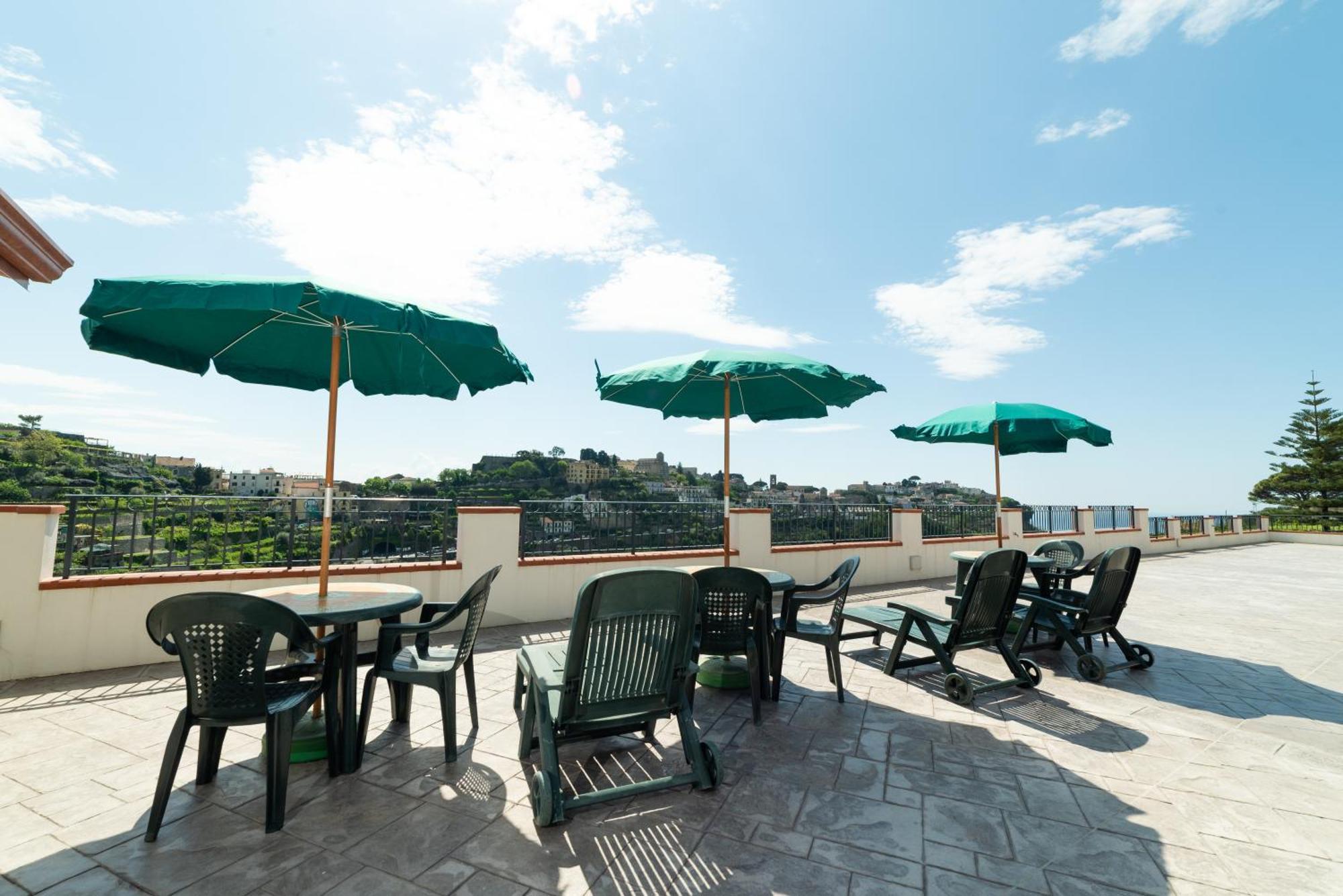 Suites In The Amalfi Coast - Guesthouse With Terrace Near Amalfi - Breathtaking View Of Ravello Scala Luaran gambar